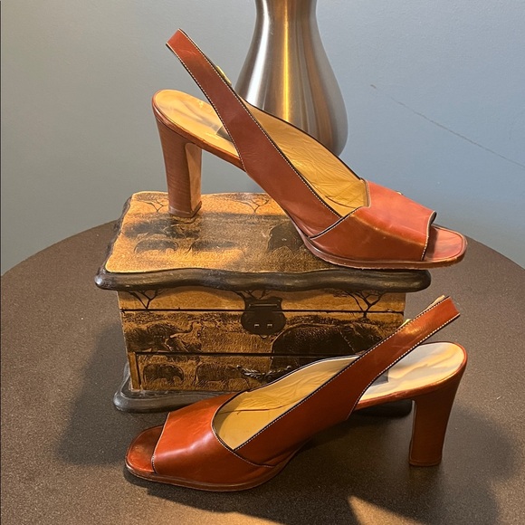 Vintage Bally Women's Brown Slingback Heels, Size 11M - Picture 3 of 8